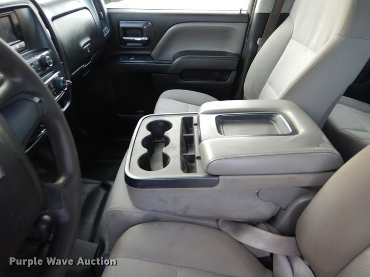 image for item KH9866 2015 Chevrolet Silverado 1500  Double Cab flatbed pickup truck