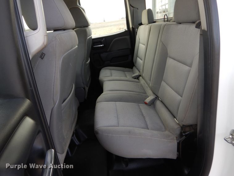 image for item KH9866 2015 Chevrolet Silverado 1500  Double Cab flatbed pickup truck