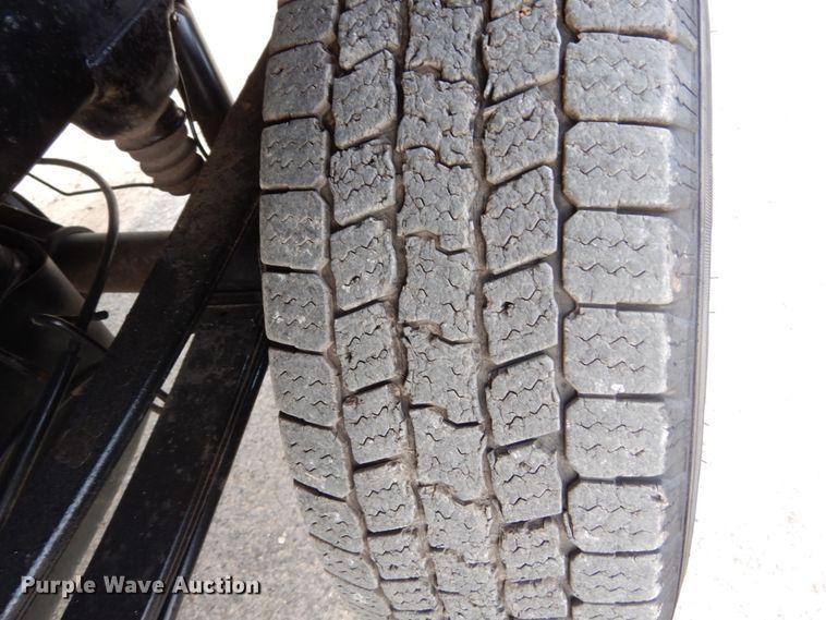 image for item KH9866 2015 Chevrolet Silverado 1500  Double Cab flatbed pickup truck