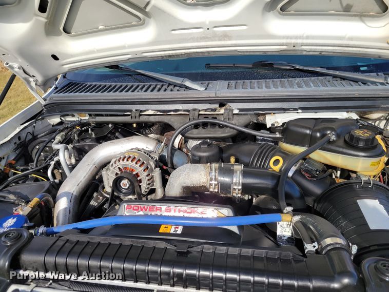 image for item KH9871 2007 Ford F550 Super Duty XL  SuperCab flatbed truck