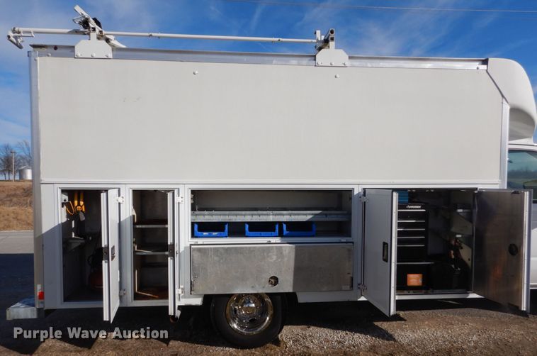 image for item KH9875 2013 Ford Econoline E450  utility van