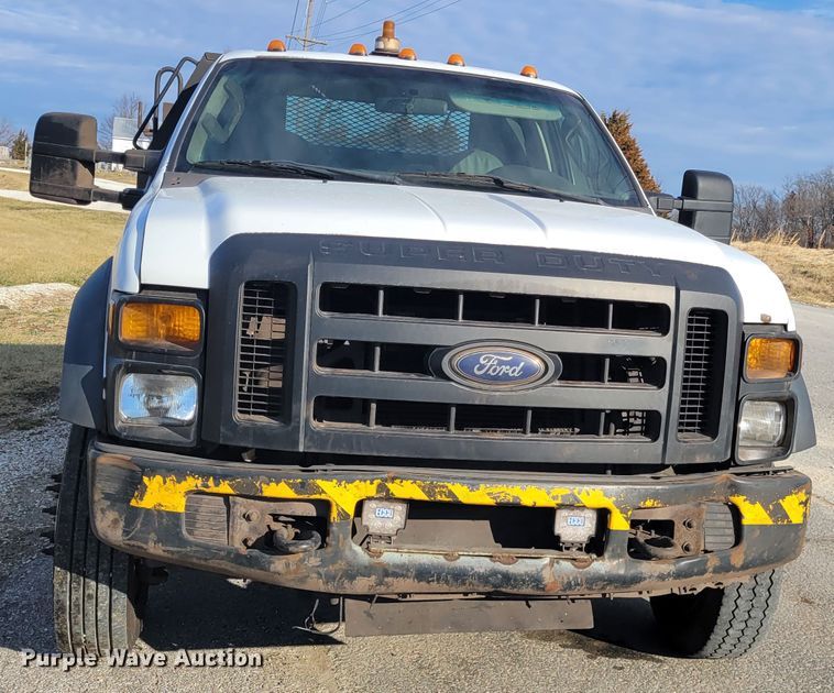 image for item KH9886 2008 Ford F450 Super Duty XL  flatbed truck