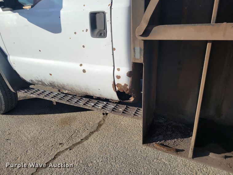 image for item KH9886 2008 Ford F450 Super Duty XL  flatbed truck