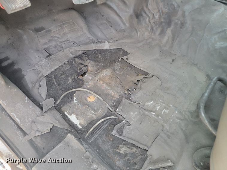 image for item KH9886 2008 Ford F450 Super Duty XL  flatbed truck