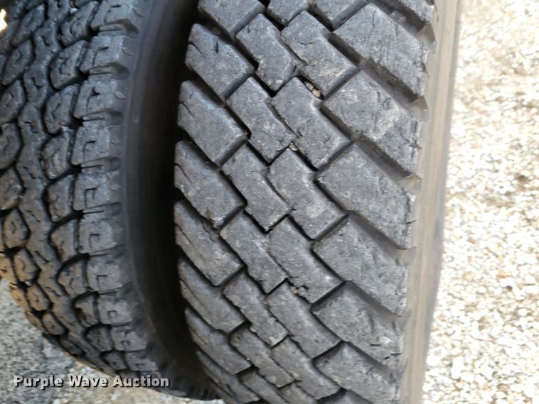 image for item KH9886 2008 Ford F450 Super Duty XL  flatbed truck