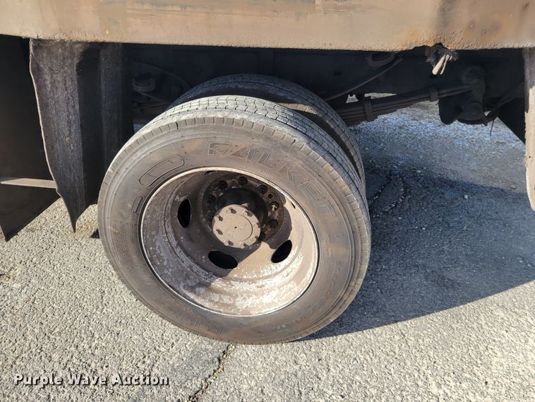 image for item KH9886 2008 Ford F450 Super Duty XL  flatbed truck