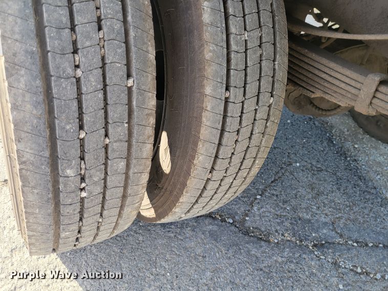 image for item KH9886 2008 Ford F450 Super Duty XL  flatbed truck