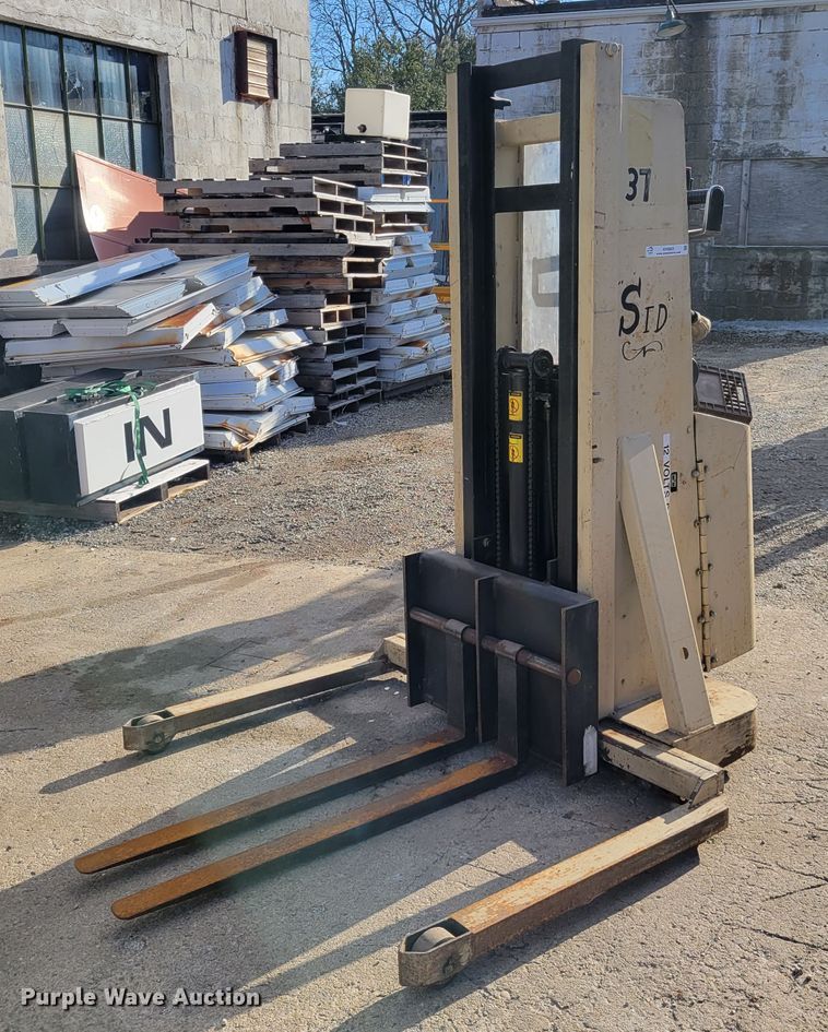 image for item KH9926 Crown 20MT  forklift