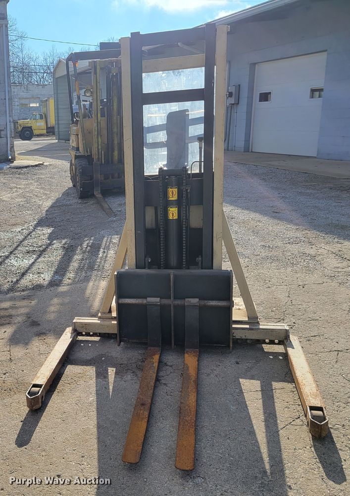 image for item KH9926 Crown 20MT  forklift