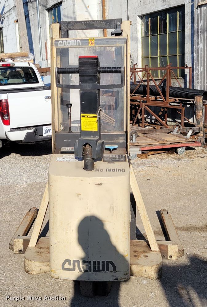 image for item KH9926 Crown 20MT  forklift