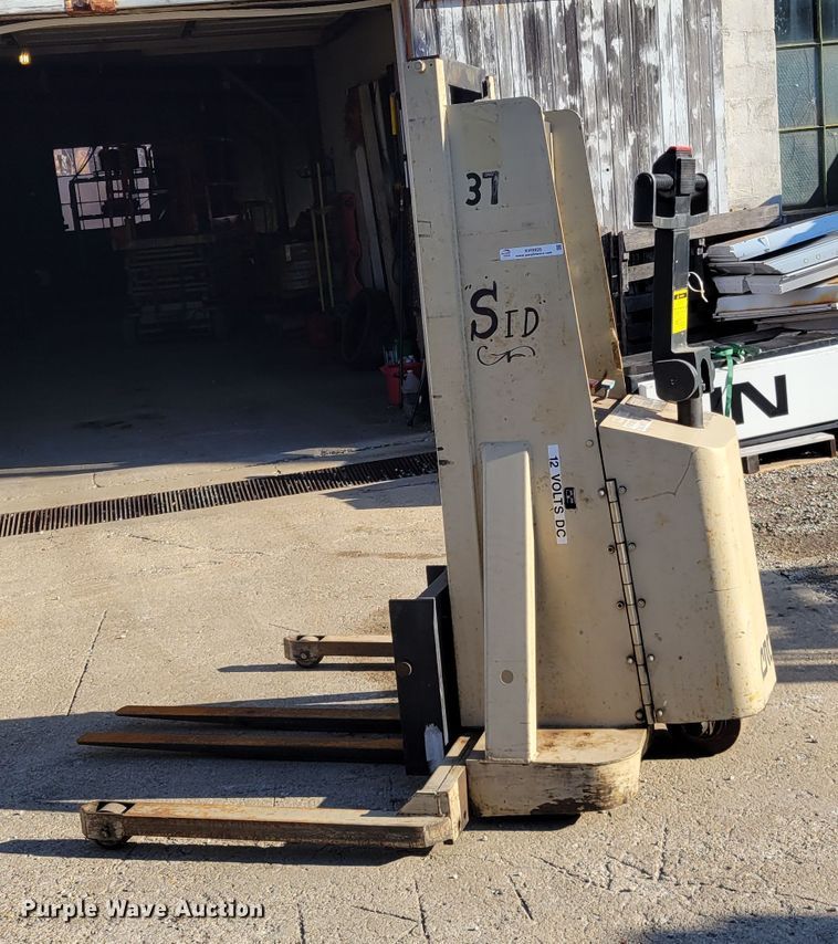 image for item KH9926 Crown 20MT  forklift