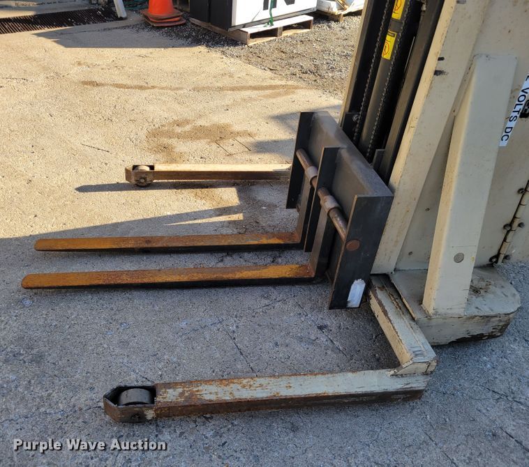 image for item KH9926 Crown 20MT  forklift