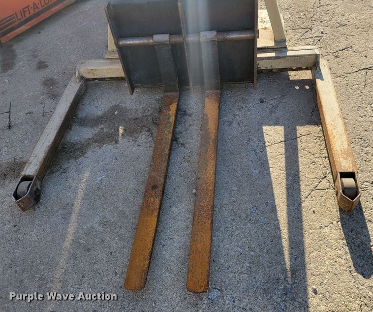 image for item KH9926 Crown 20MT  forklift