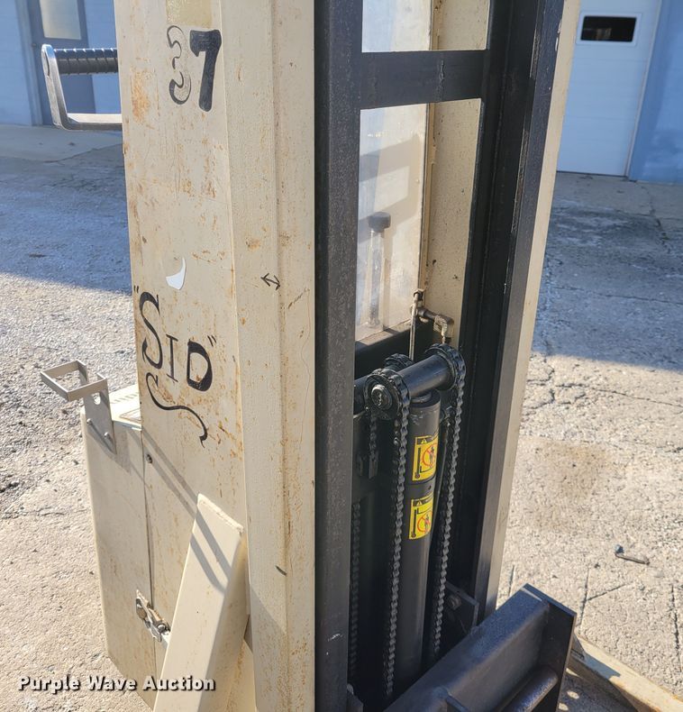 image for item KH9926 Crown 20MT  forklift