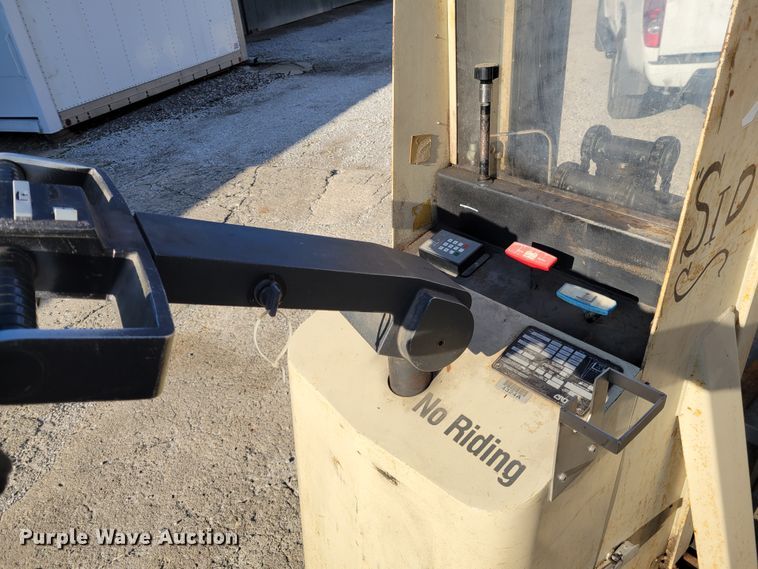 image for item KH9926 Crown 20MT  forklift