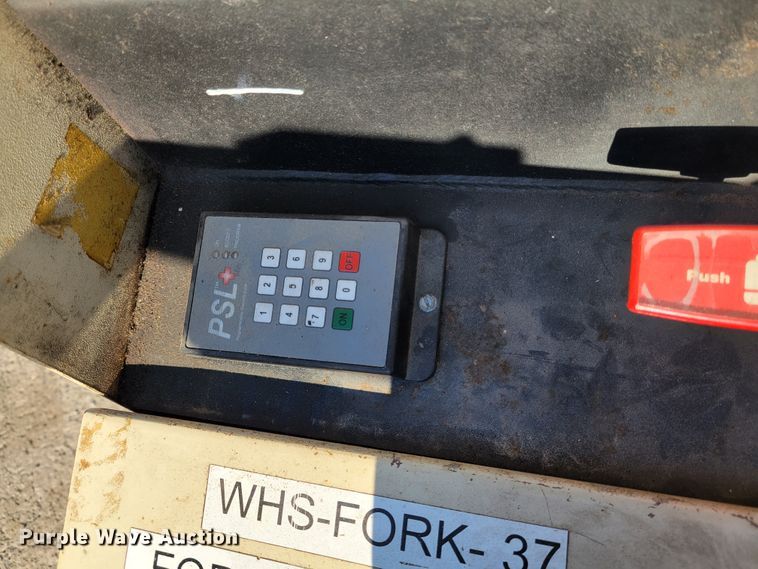 image for item KH9926 Crown 20MT  forklift