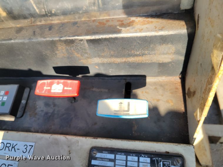 image for item KH9926 Crown 20MT  forklift