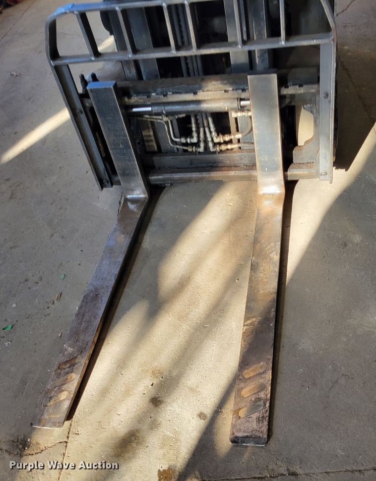 image for item KH9932 2009 Crown RC5545-40  forklift