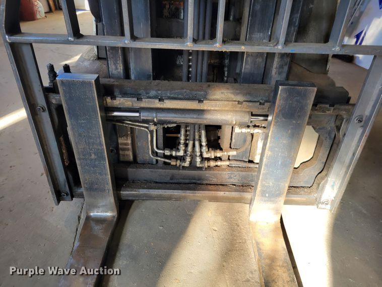 image for item KH9932 2009 Crown RC5545-40  forklift