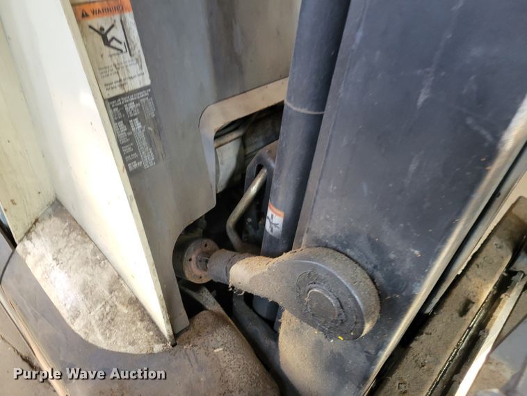 image for item KH9932 2009 Crown RC5545-40  forklift