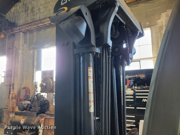 image for item KH9932 2009 Crown RC5545-40  forklift