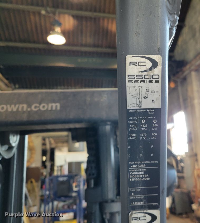 image for item KH9932 2009 Crown RC5545-40  forklift