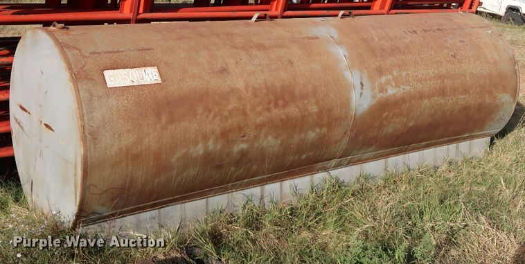 image for item KQ9668 1,000 gallon fuel tank