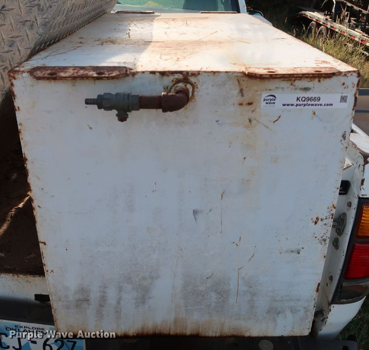 image for item KQ9669 100 gallon auxiliary fuel tank