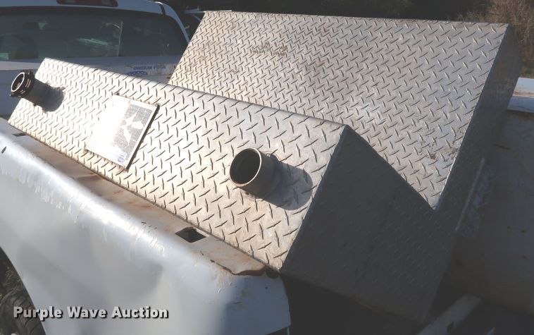 image for item KQ9670 UWS  L-shaped fuel tank