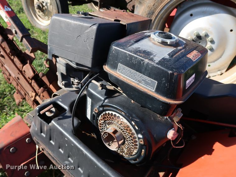 image for item KQ9678 2002 Ditch Witch 1030  trencher