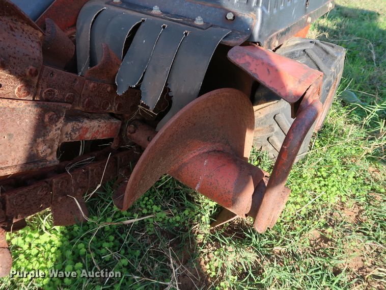 image for item KQ9678 2002 Ditch Witch 1030  trencher