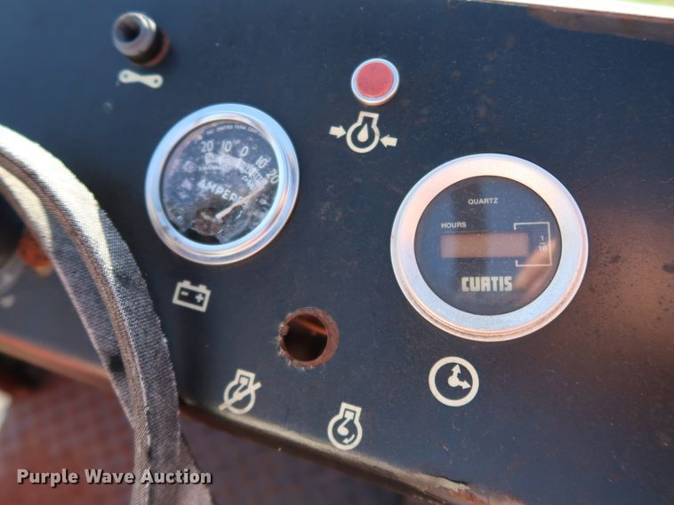 image for item KQ9680 1996 Smithco Sweep Star 60  sweeper