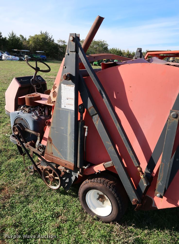 image for item KQ9680 1996 Smithco Sweep Star 60  sweeper