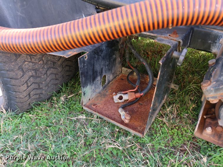 image for item KQ9684 Toro Multipro 1250  turf sprayer