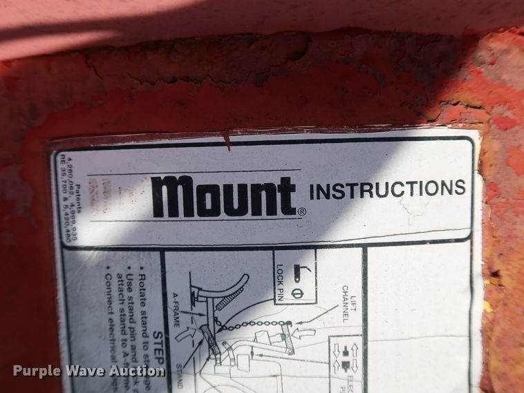 image for item KQ9686 Western UniMount  8'W snow plow