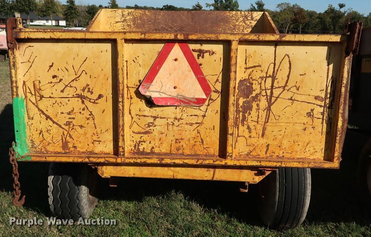image for item KQ9694 Hydra-Dump  dump trailer