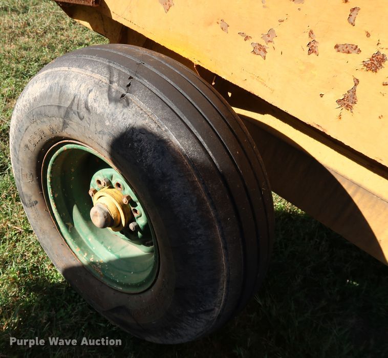 image for item KQ9694 Hydra-Dump  dump trailer