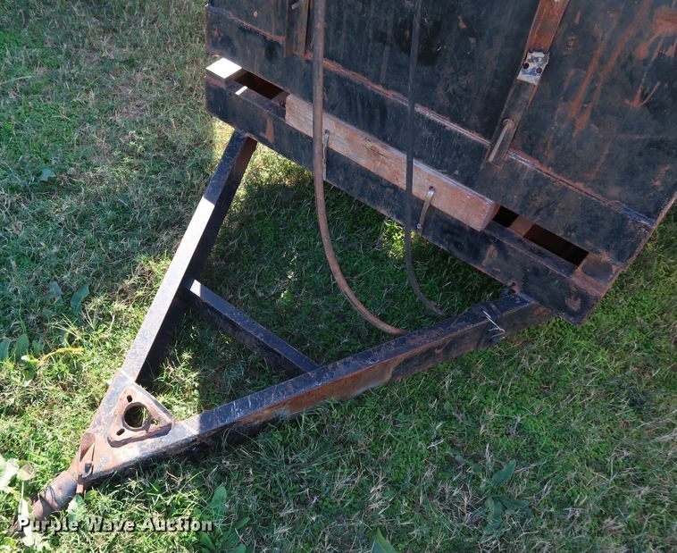 image for item KQ9695 Dump trailer