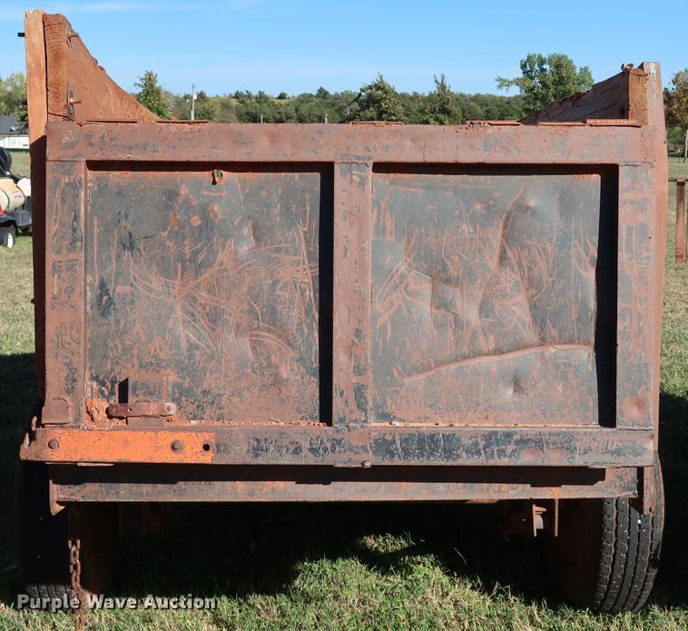 image for item KQ9698 Dump trailer
