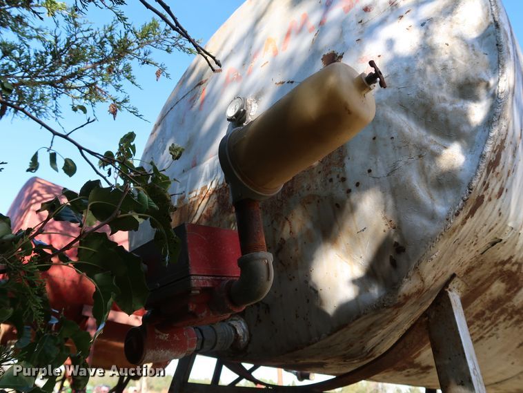 image for item KQ9708 Fuel tank