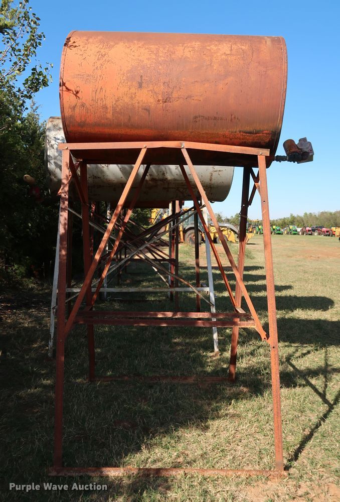 image for item KQ9709 Fuel tank