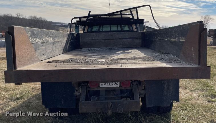 image for item KU9544 1992 GMC TopKick C5500  dump flatbed truck