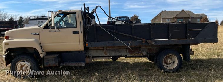 image for item KU9544 1992 GMC TopKick C5500  dump flatbed truck