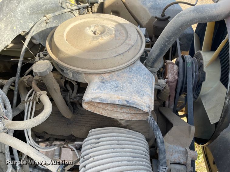 image for item KU9544 1992 GMC TopKick C5500  dump flatbed truck