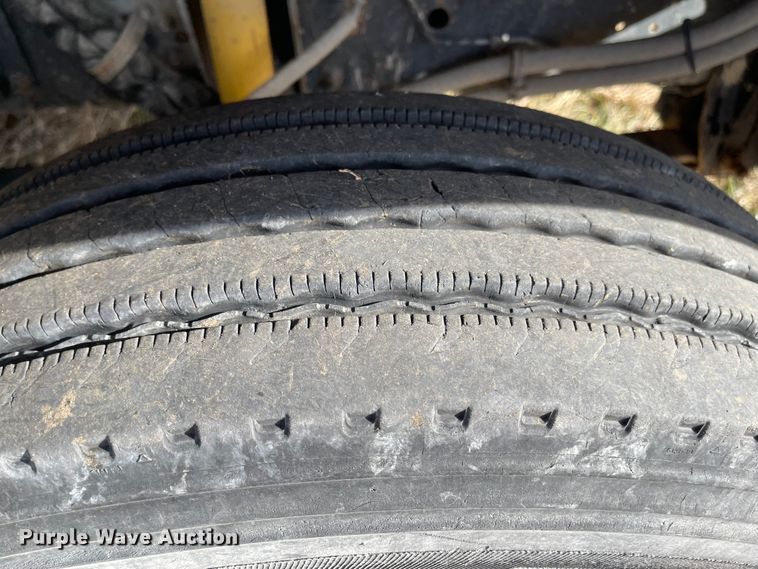 image for item KU9544 1992 GMC TopKick C5500  dump flatbed truck