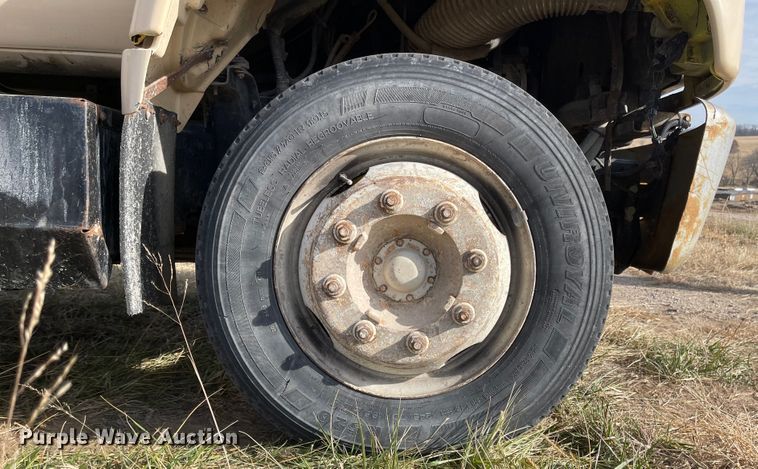 image for item KU9544 1992 GMC TopKick C5500  dump flatbed truck