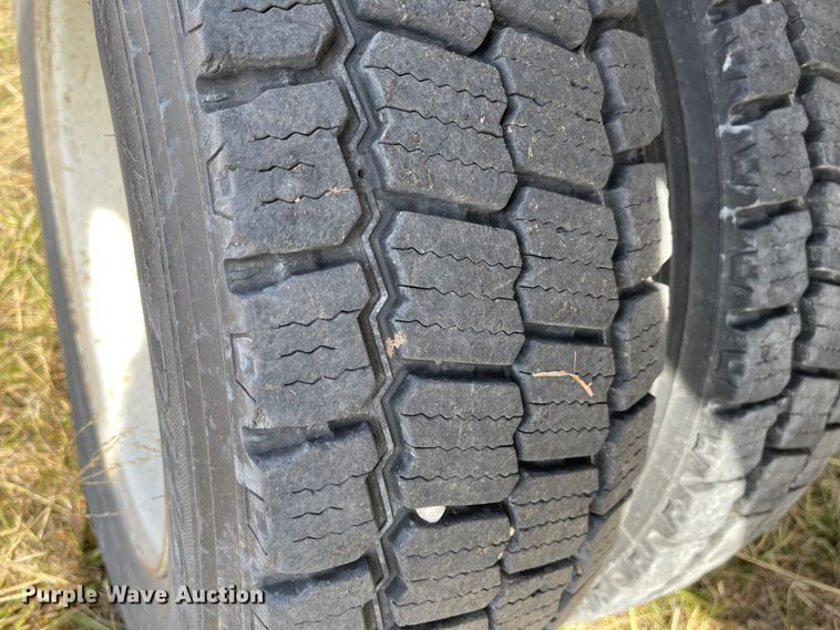 image for item KU9544 1992 GMC TopKick C5500  dump flatbed truck