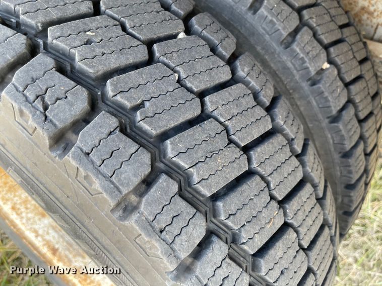 image for item KU9544 1992 GMC TopKick C5500  dump flatbed truck