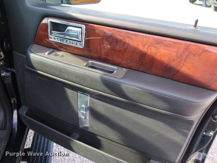 image for item KY9716 2012 Lincoln Navigator  SUV