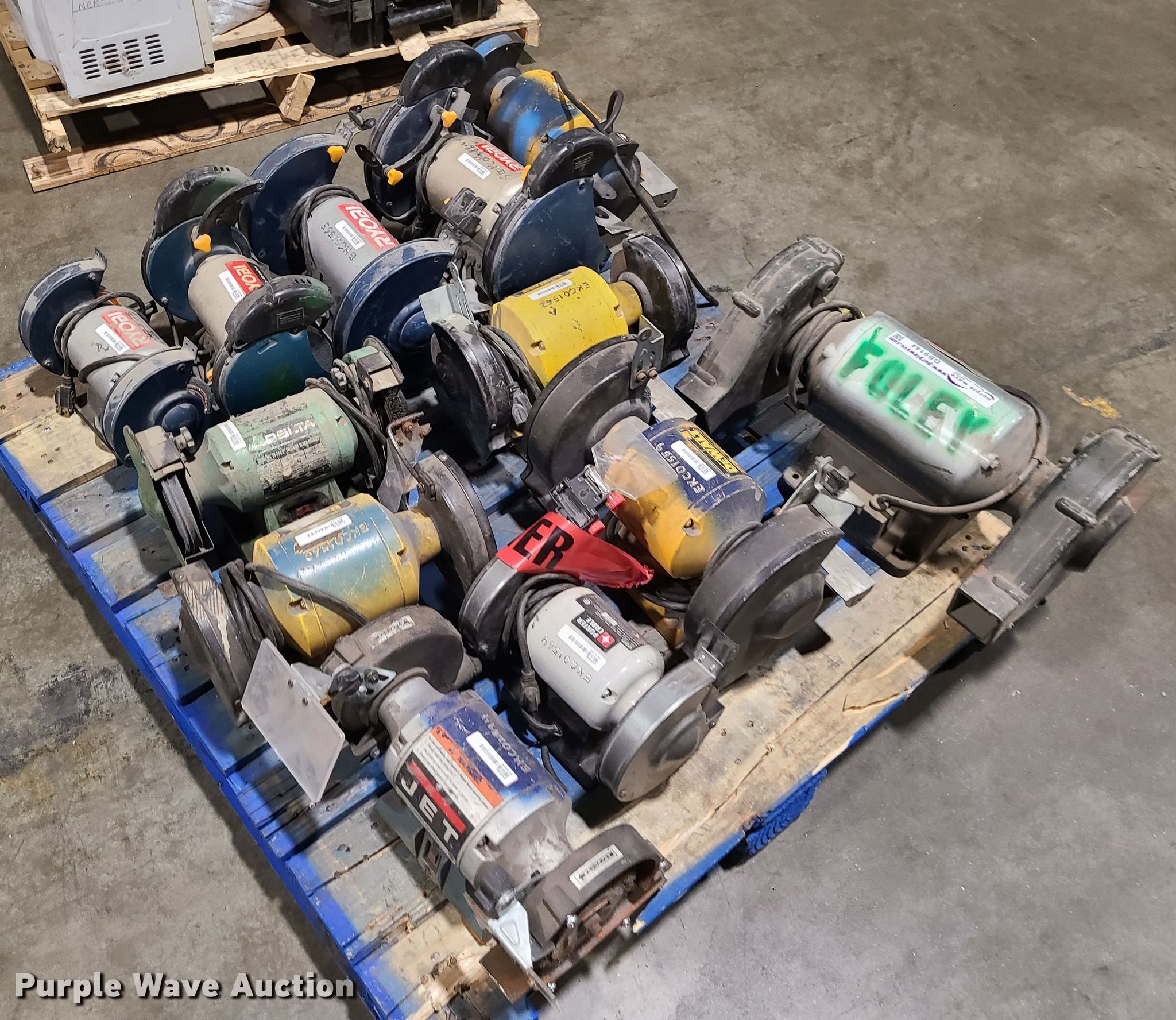 (12) bench grinders in Kansas City, MO Item GB9144 sold Purple Wave